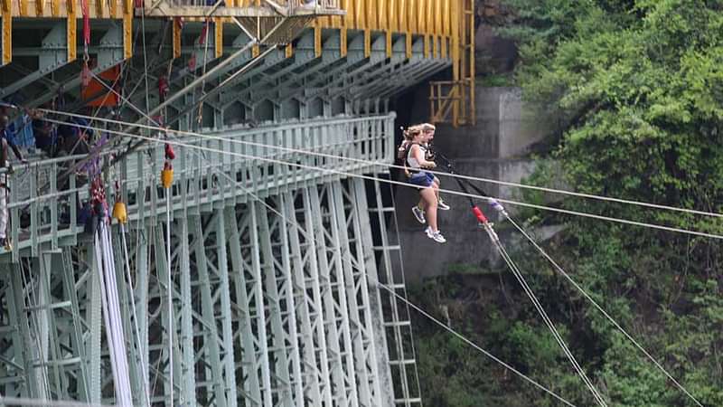 Bridge swing on Victoria Falls. 