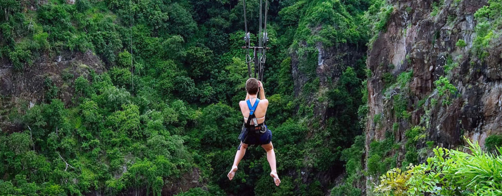 Gorge swing safari on Victoria falls